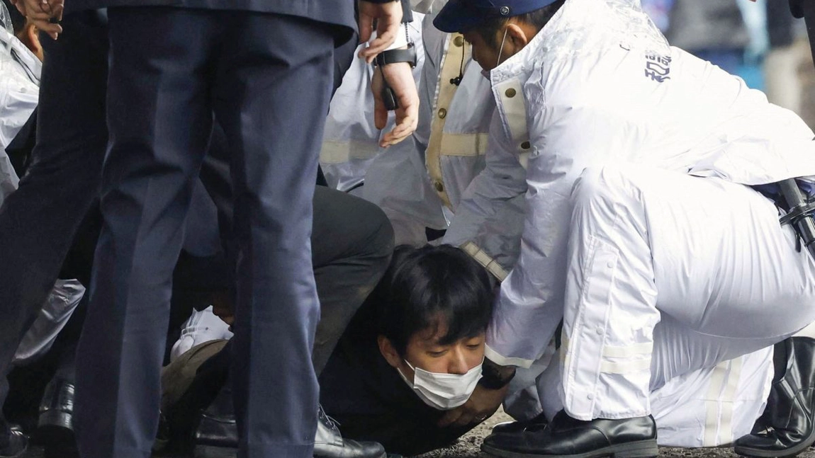 Explozie în timpul unui discurs al premierului japonez Fumio Kishida - VIDEO