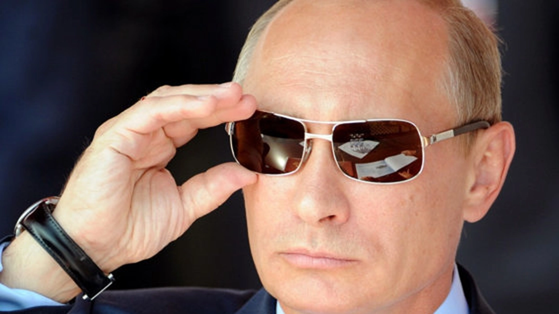 Președintele Rusiei, Vladimir Putin, vizită la baza militară din regiunea ucraineană Herson