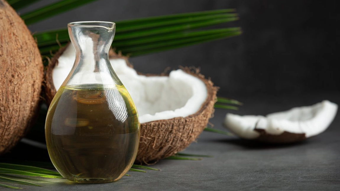 Cum folosești uleiul de cocos pentru gătit? Trucuri de care trebuie să ții cont