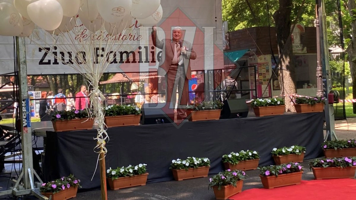 Ziua în care s-a sărbătorit dragostea și în care ni s-au spus secretele pentru o căsnicie fericită, la Parcul Expoziției din Iași: „Astăzi suntem împreună, mai fericiți ca niciodată” - FOTO