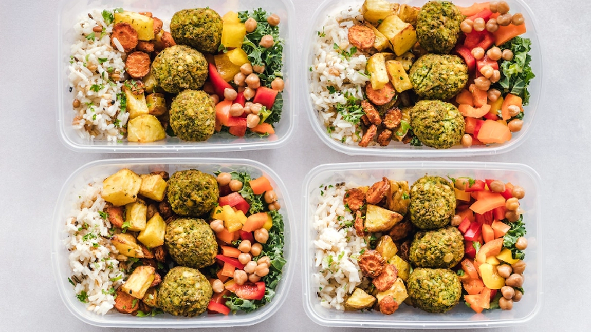 TOP 3 schimbări pozitive în alimentație pe care le poți implementa ușor