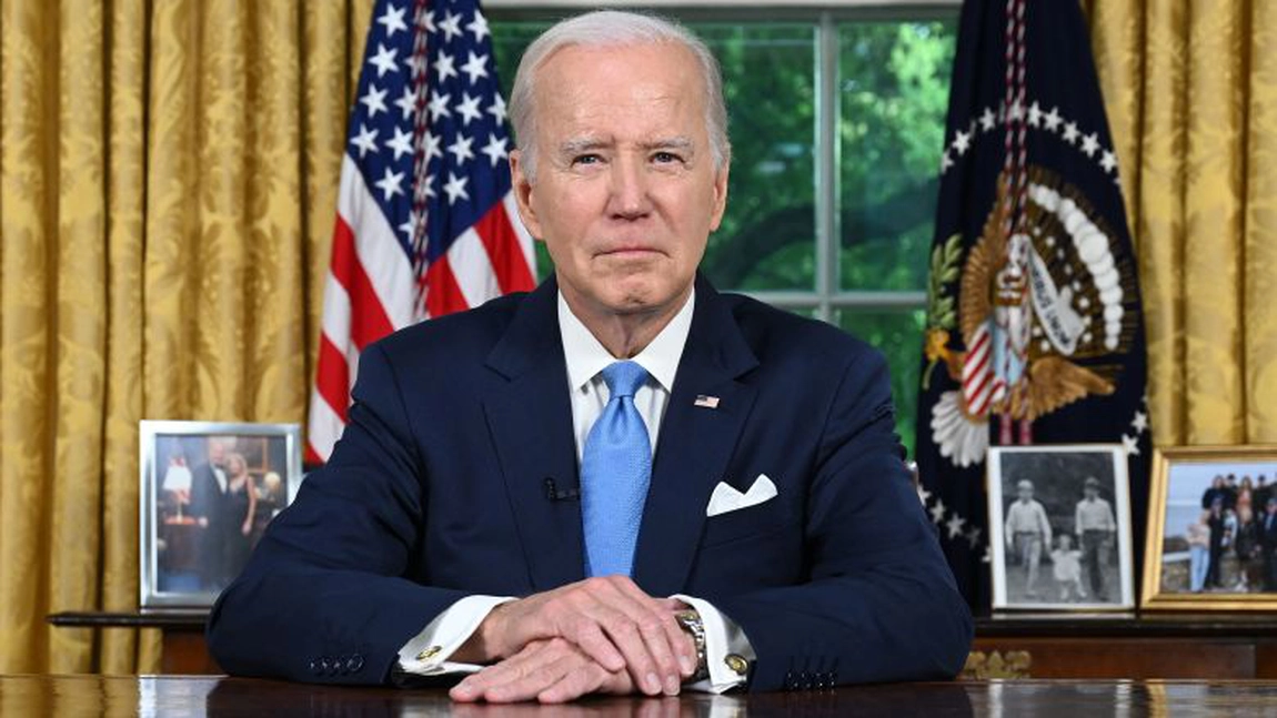 Joe Biden semnează legea care amână cu doi ani iminentul faliment al SUA