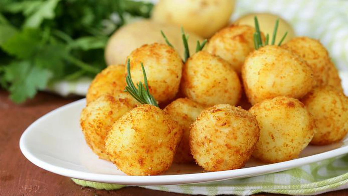 Chiftele de cartofi de post. O alternativă sănătoasă atunci când urmezi o dietă