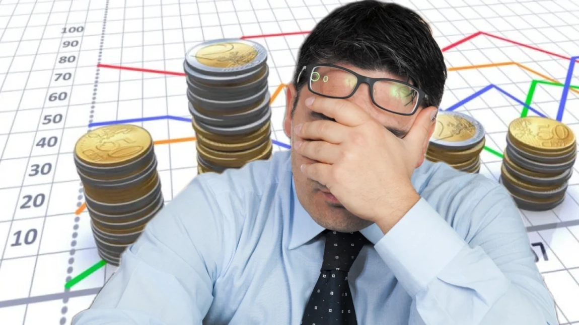 Gaură uriașă la bugetul de stat, ținută secretă de guvernanți! Opt miliarde de euro se duc pe plata dobânzilor