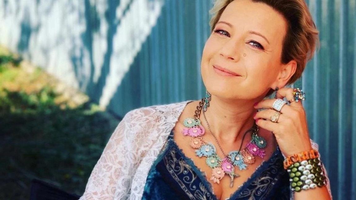 Mirela Oprișor arată spectaculos la vârsta de 50 de ani. Cum este Aspirina din Las Fierbinți în viața privată