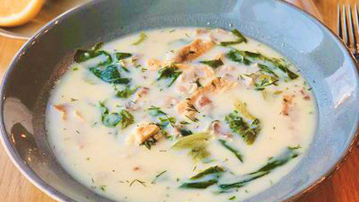 Supă de salată verde. Cum să adaugi o notă proaspătă și revigorantă felului de mâncare?