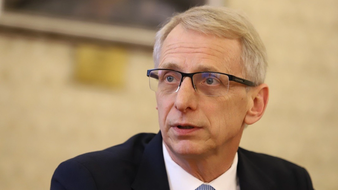 Premierul Denkov încearcă să-i calmeze pe bulgari: 