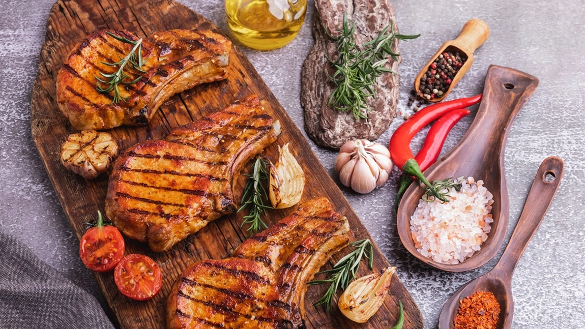 Cotlet de porc la cuptor fraged. Rețeta marilor bucătari pentru un preparat savuros
