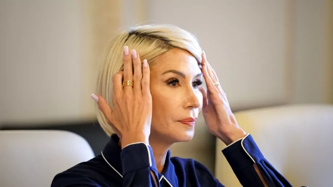 Demisia ministrului Culturii, cerută de purtătorul de cuvânt al PSD, Lucian Romașcanu. Raluca Turcan a avizat azilele groazei când era ministrul Muncii - FOTO, VIDEO