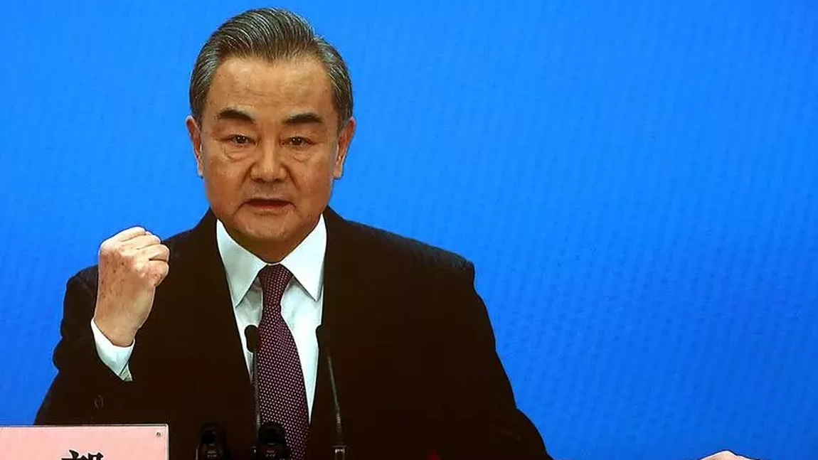 China transmite Rusiei că va menţine o poziţie „imparţială” în privinţa Ucrainei