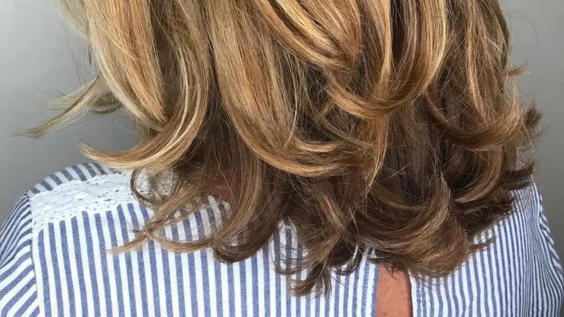 Modele de tunsori pe păr mediu la femei. Ce look să abordezi în sezonul de vară