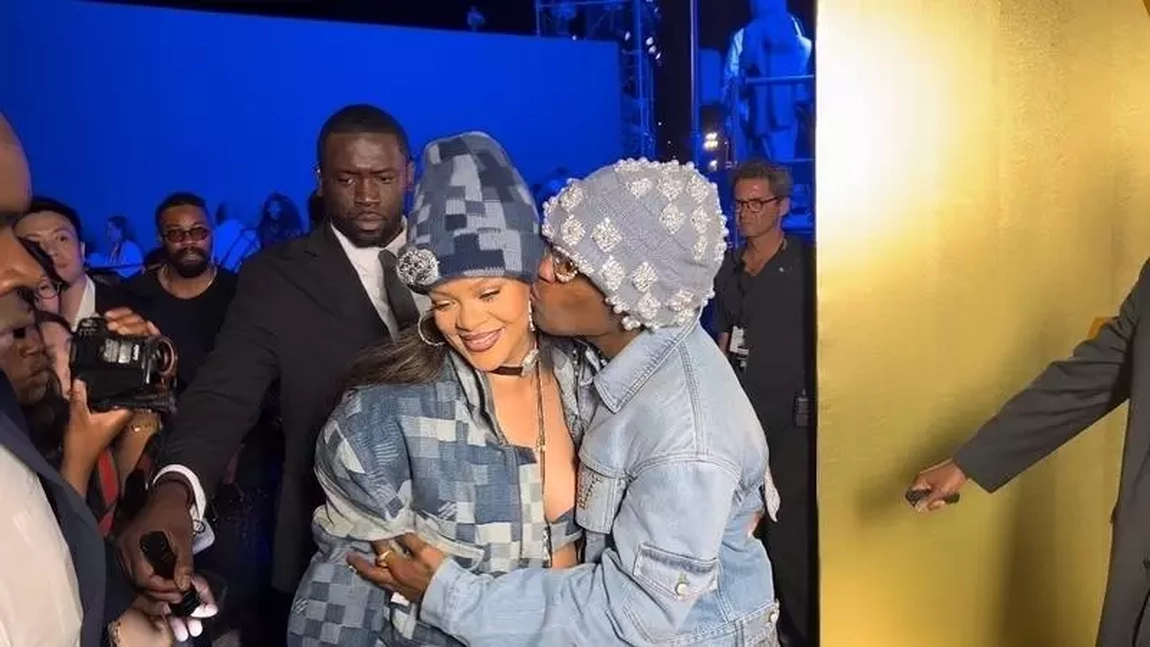 Rihanna a devenit mamă pentru a doua oară: 