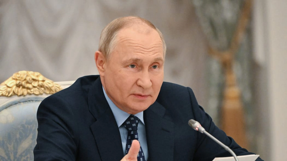 În timp ce presa rusă anunță că Prigojin a murit, Vladimir Putin participă la un eveniment fastuos