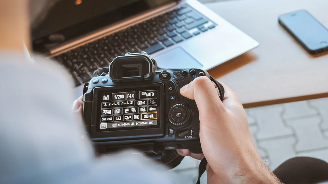 Cum să faci cele mai frumoase poze de profil. Sfaturi de la un fotograf profesionist