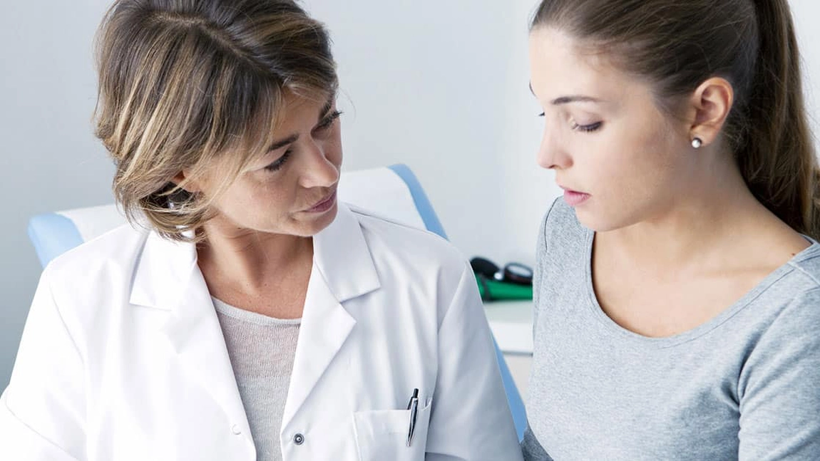 Aproximativ 8.000 de femei, diagnosticate anual în România cu un cancer ginecologic. Cancerul de col uterin e cel mai frecvent