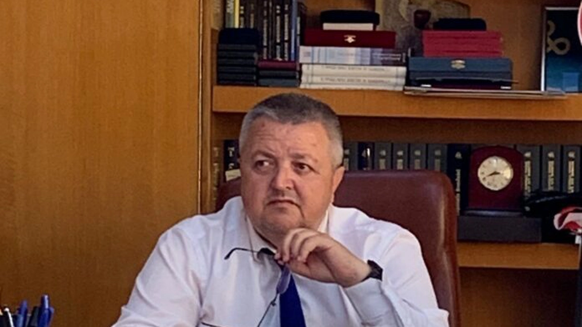 Prefectul de Vaslui anunță că îl va suspenda pe Dumitru Buzatu din funcţia de preşedinte al Consiliului Judeţean
