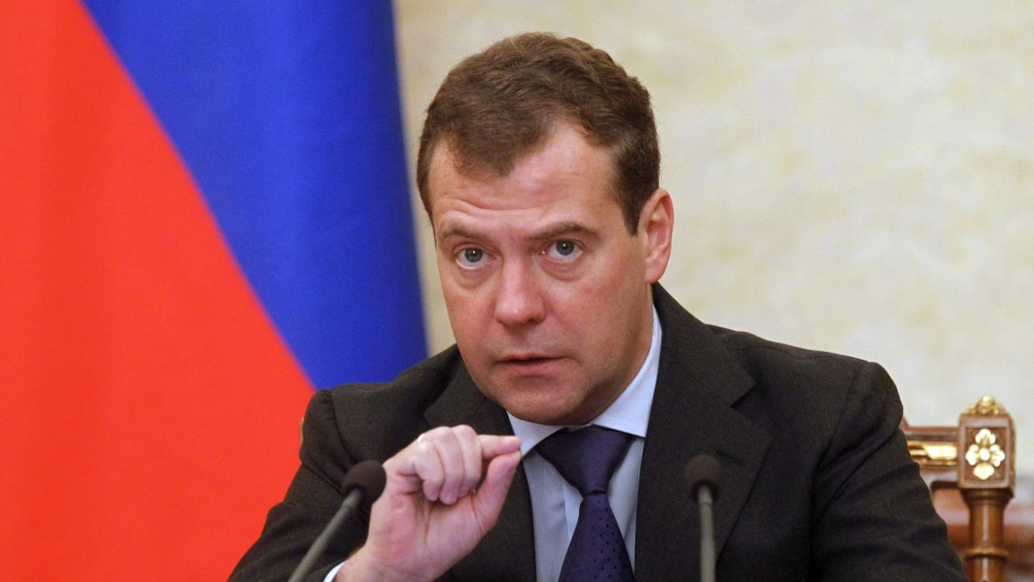 Dmitri Medvedev acuză Occidentul de rasism: „Ar fi mai bine să suspendăm pur și simplu relațiile diplomatice cu UE pentru o perioadă”