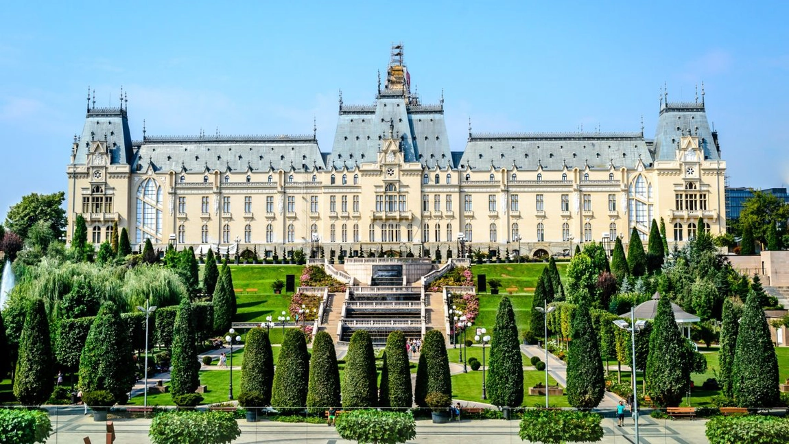 Atelier cultural pentru seniori la Palatul Culturii din Iași