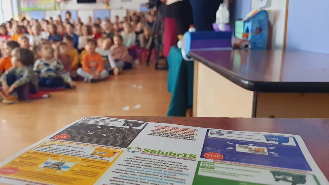 Salubris - Colectăm separat și la școală