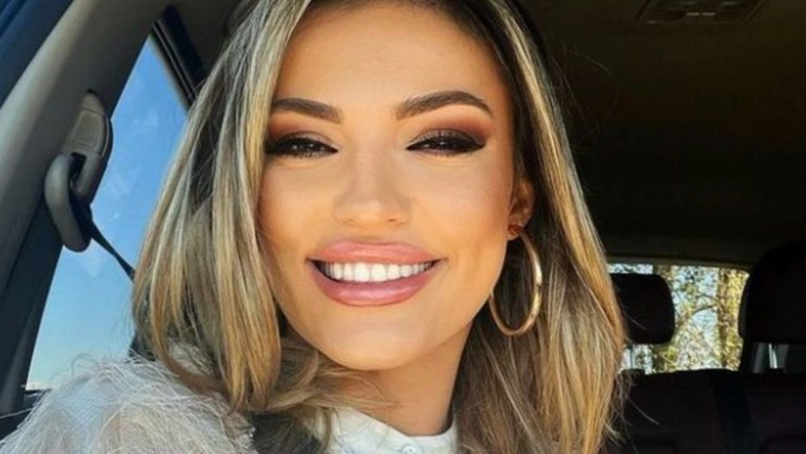 Diana Enache, prima imagine alături de fetița sa! Vedeta arată super la scurt timp după naștere
