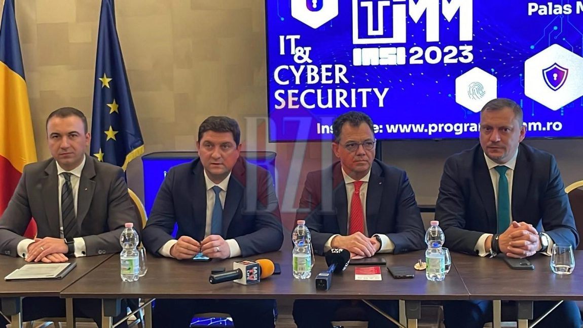 Radu Oprea, ministrul Economiei, prezent la conferinţa IT & Cyber Security, organizată la Iaşi - GALERIE FOTO
