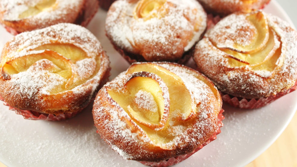 Brioșe cu mere. Un desert ideal la orice masă
