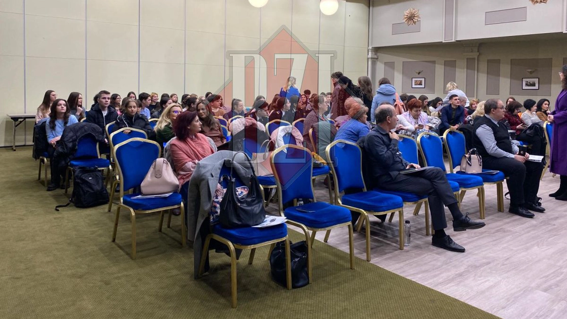 Liceul Teoretic de Informatică „Grigore Moisil” Iași organizează un eveniment de multiplicare dedicat unui proiect finanțat în cadrul programului Erasmus+ - FOTO