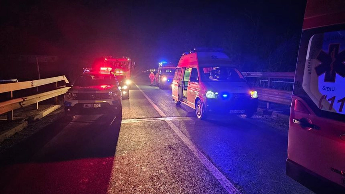 Plan Roşu de Intervenţie în Sibiu! Un microbuz şi un autoturism s-au ciocnit