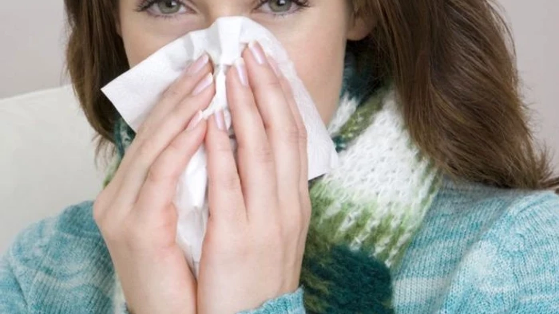 Muci cu sânge? Ce afecțiuni ar putea indica și cum poate fi prevenită recurența acestora