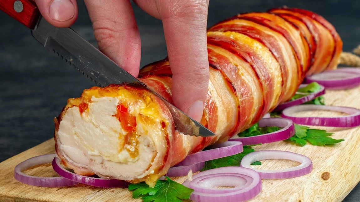 Rulade aperitiv din piept de pui. Idei deosebite pentru masa de Revelion