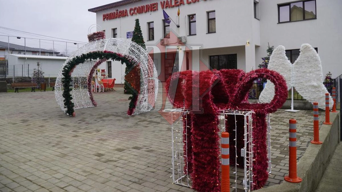 A început Târgul de Crăciun la Valea Lupului. În perioada 15-17 decembrie, localnicii se pot bucura de bunătățile producătorilor locali, dar și de alte surprize - GALERIE FOTO