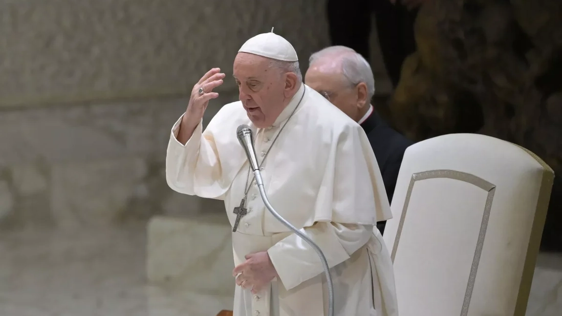 Papa Francisc, noi clarificări despre recenta autorizare a binecuvântărilor pentru cuplurile de acelaşi sex