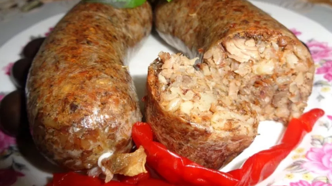 Rețetă chișcă din Bucovina. Rumenită la cuptor în vin alb și mirodenii