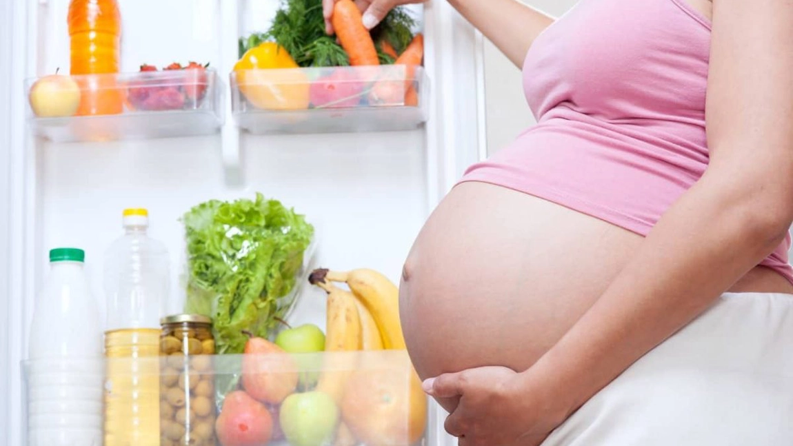 Alimentația în sarcină. Ce nu ar trebui să lipsească din regimul tău?