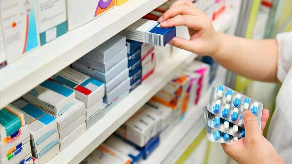 Farmaciile vor putea elibera antibiotice fără rețetă, dar numai doza pentru 3 zile