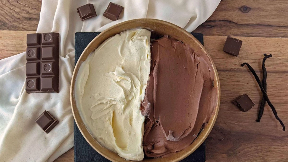 Cel mai bun desert cu ciocolată și vanilie. Rețeta simplă, pas cu pas