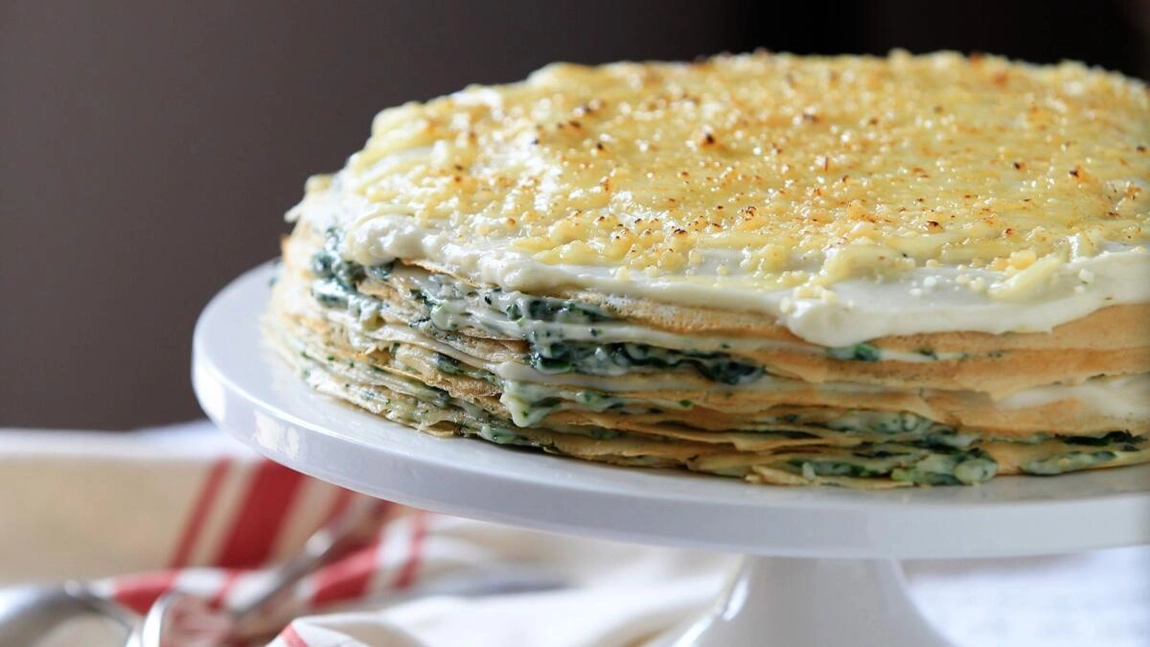 Tort de clătite cu urdă. Un răsfăț ideal pentru micul dejun
