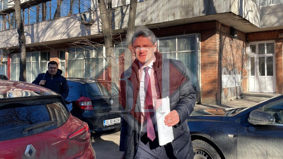 Viceprimarul Daniel Juravle a ieșit de la audieri: “Sunt doar martor, lăsați-mă în pace!” Este audiat într-un dosar în care apare și primarul Mihai Chirica - EXCLUSIV GALERIE FOTO, VIDEO, UPDATE