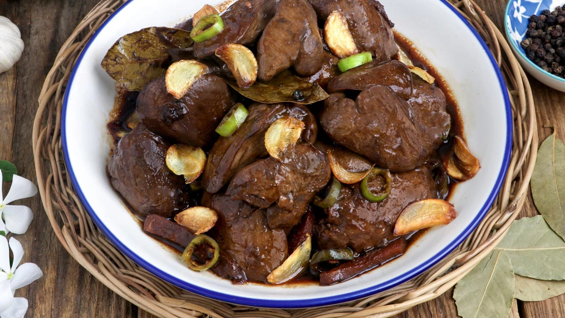 Ficăței cu usturoi, aromatizați cu ghimbir și mirodenii. Un deliciu plin de nutrienți