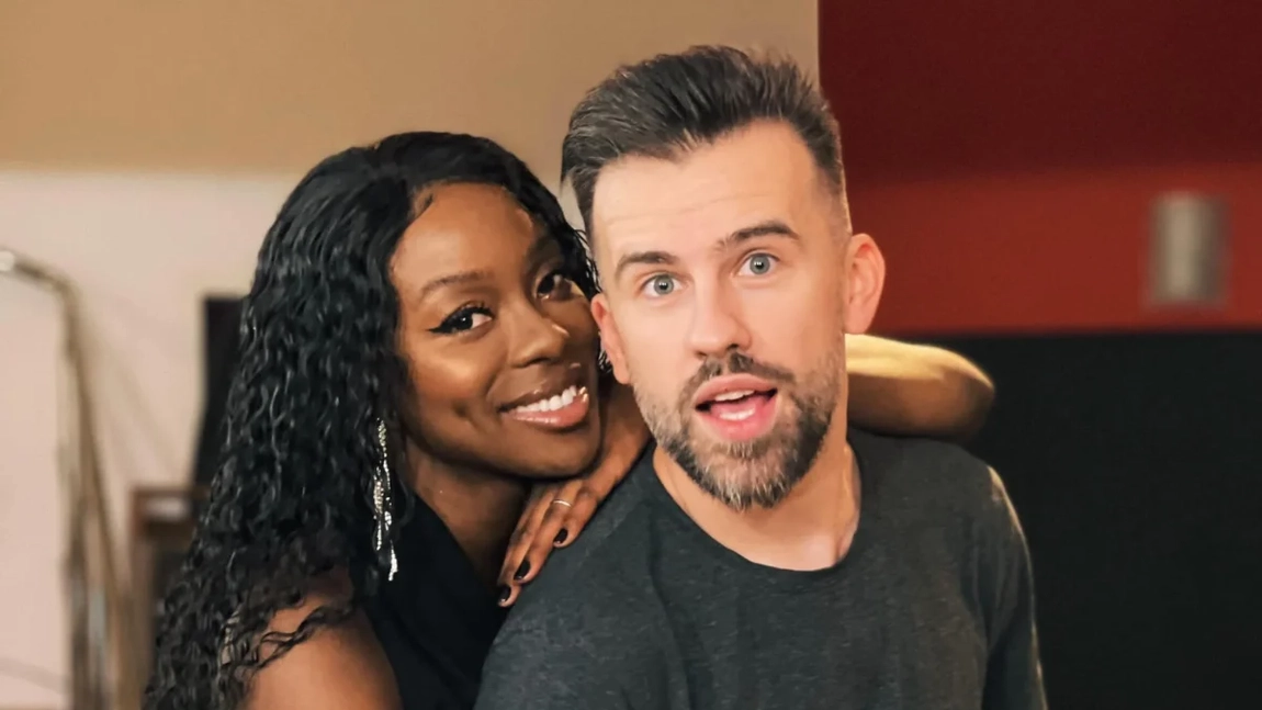 Naomi Hedman, lângă un alt bărbat, la puțin timp de la zvonurile despărțirii de Florin Ristei! Chiar ea a făcut publică imaginea