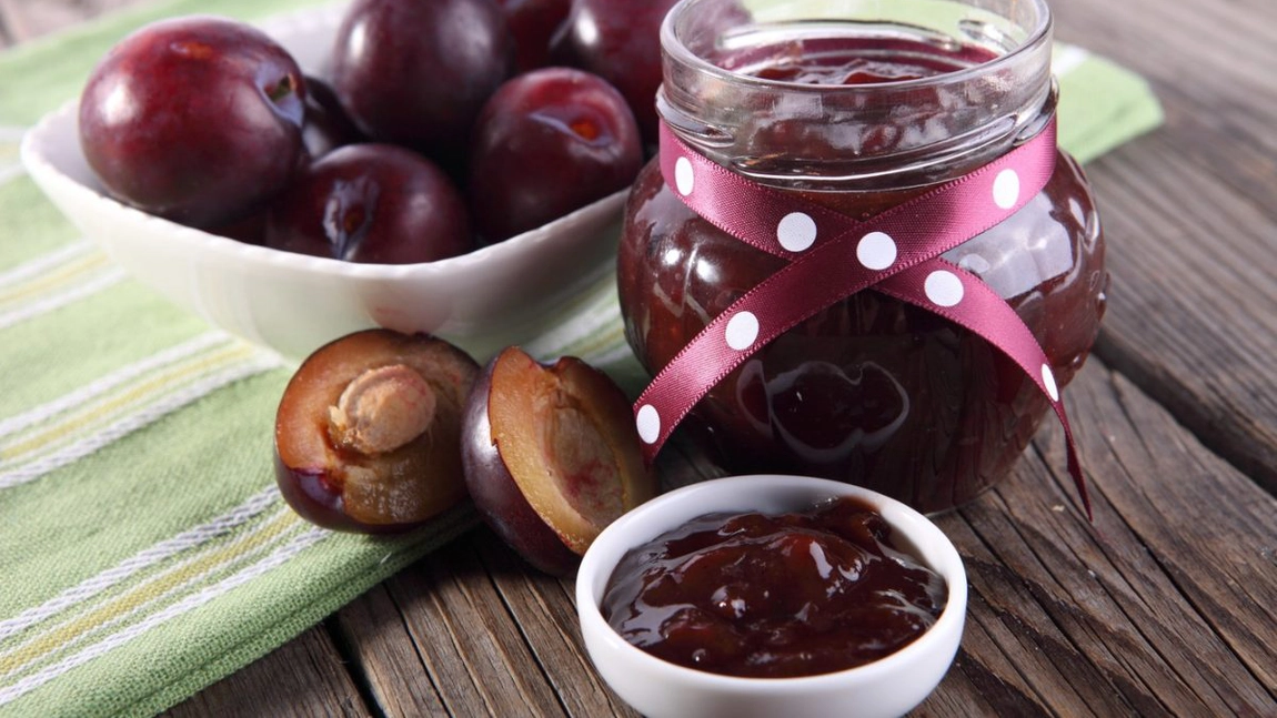 Magiun de prune fără zahăr. O variantă sănătoasă cu îndulcitori naturali