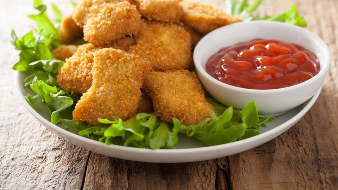 Nuggets de pui, crocanți și gustoși. Rețeta simplă, pas cu pas