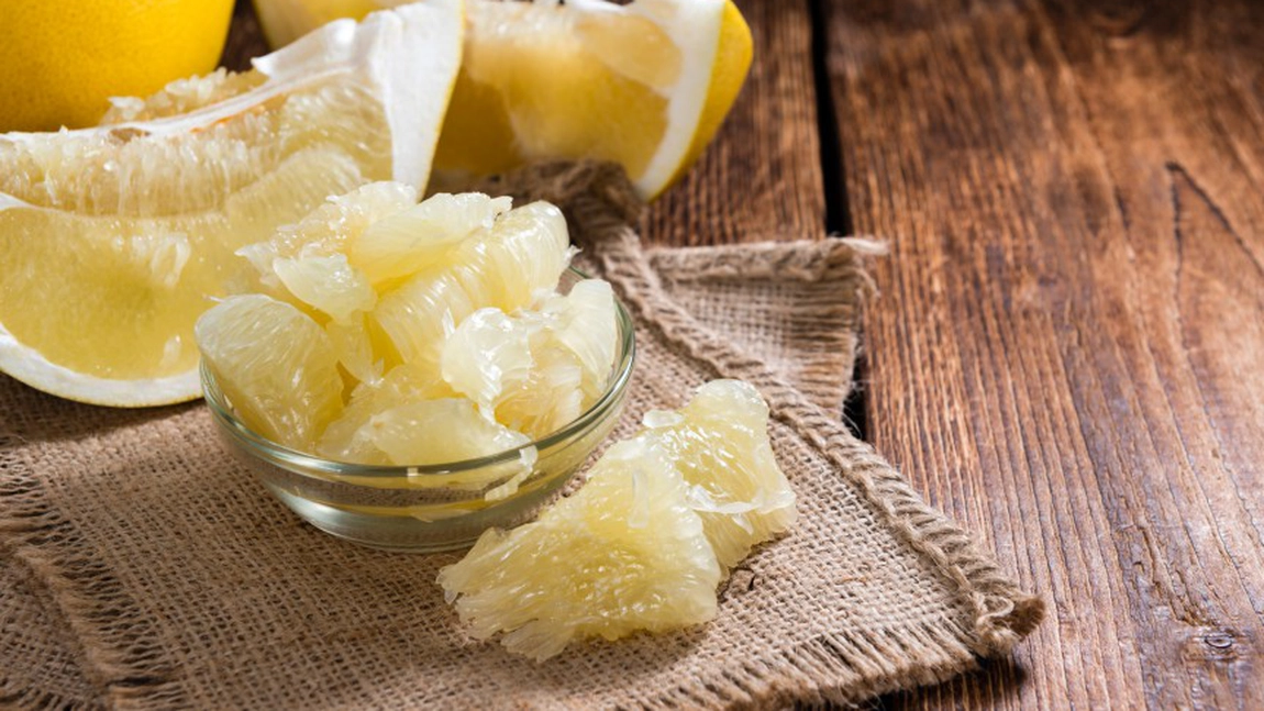Pomelo, calorii și beneficii. Cum poți slăbi cu acest fruct minune