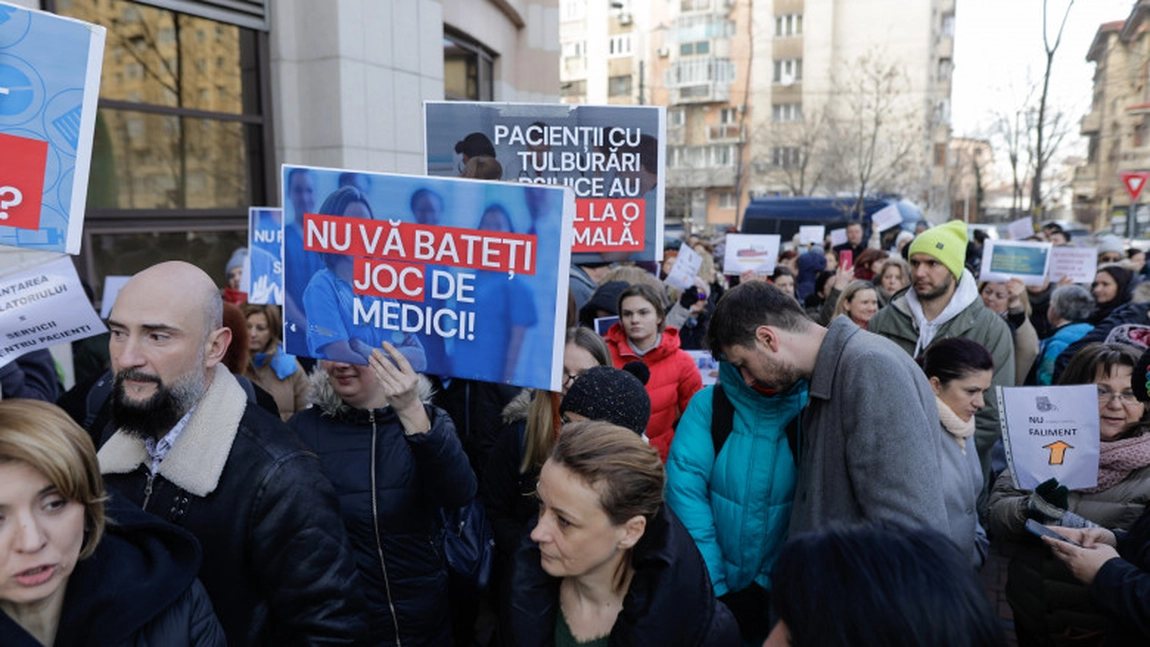 Medicii de familie și de ambulator renunță la proteste, dar spun că e vorba doar de „un armistiţiu temporar