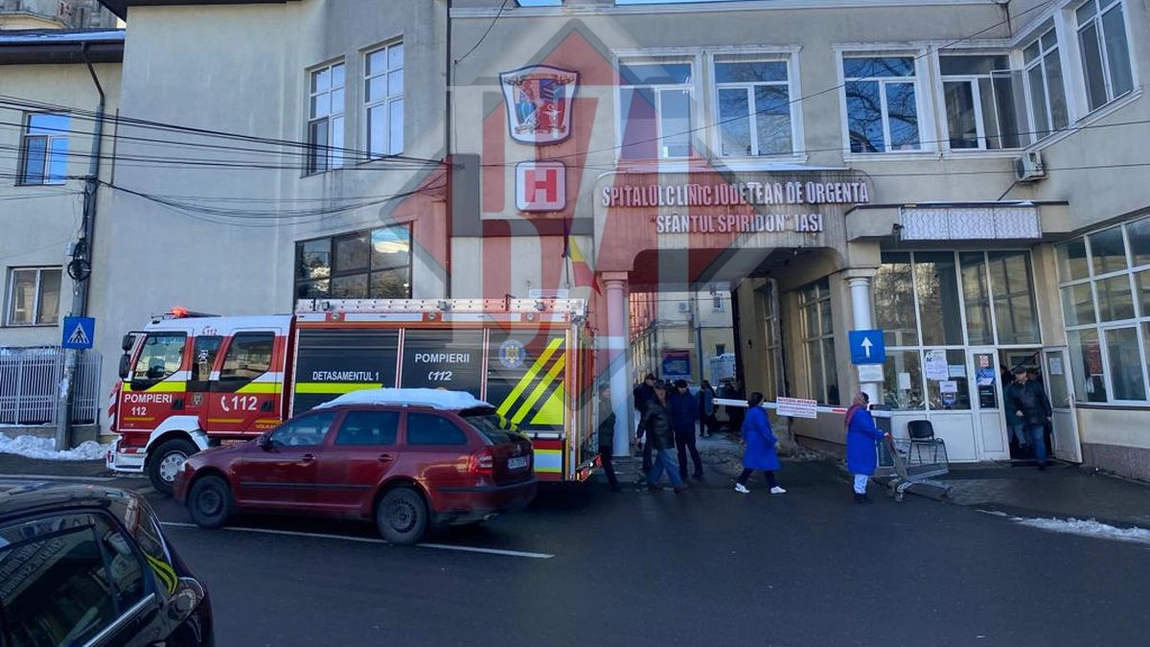 Pompierii ieșeni au intervenit la Spitalul Sf. Spiridon pentru a degaja țurțurii