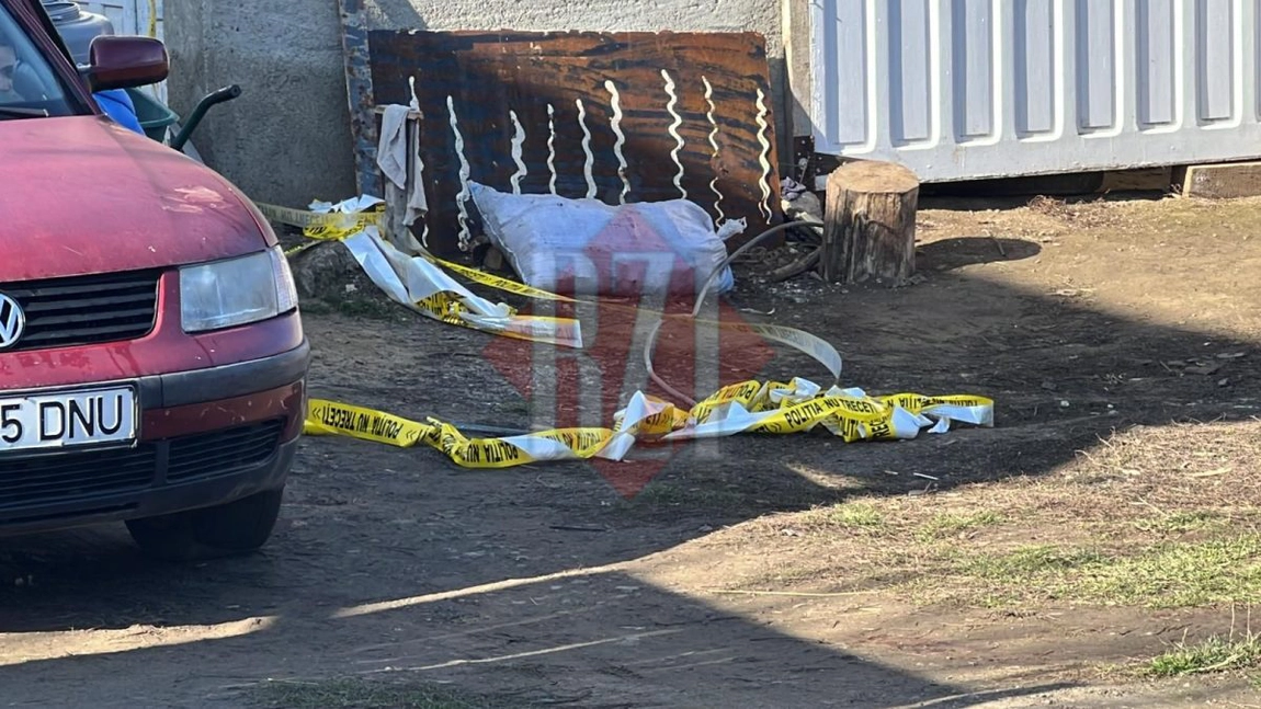 Tragedie azi noapte la Iaşi! Un bărbat l-a omorât pe iubitul fostei sale concubine, iar după s-a spânzurat - EXCLUSIV FOTO, UPDATE, VIDEO