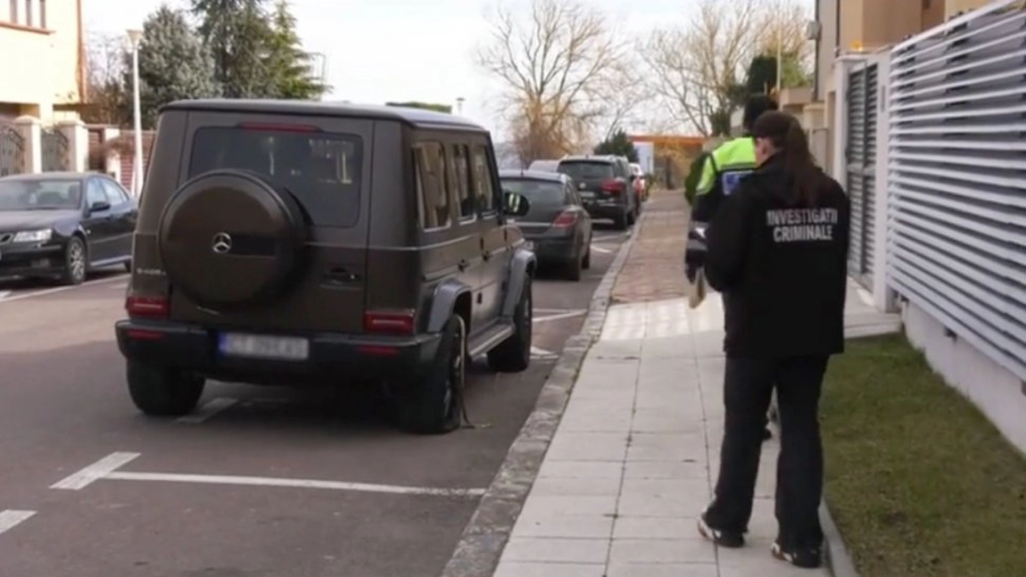 Mașini vandalizate în Constanța, în cartierul politicienilor. Mesajul lăsat în parbrizul autoturismelor - FOTO