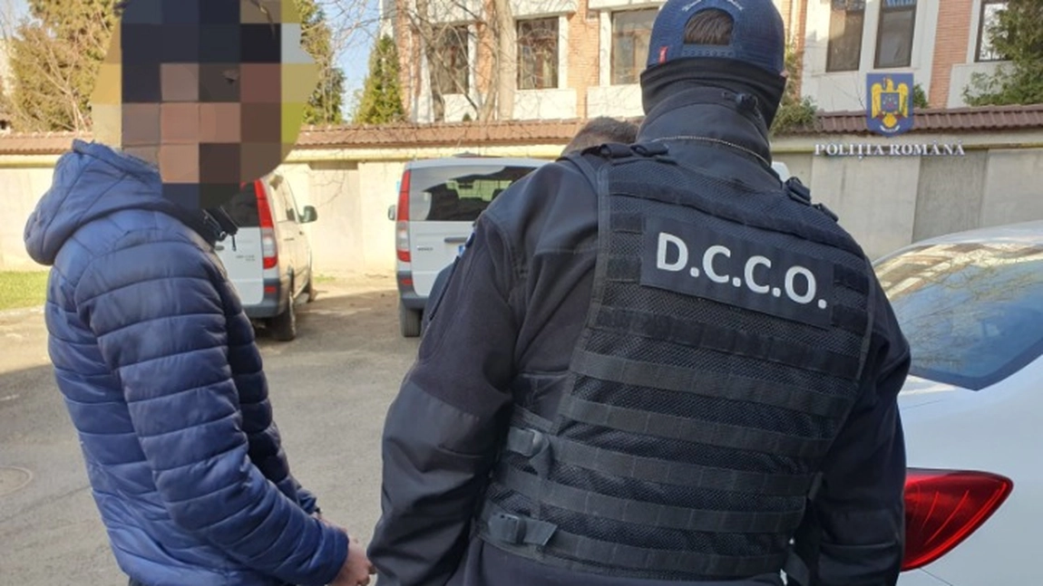 Tânăr de 21 de ani din Iași, arestat preventiv după ce a fost prins cu 10 kilograme de droguri - FOTO, VIDEO