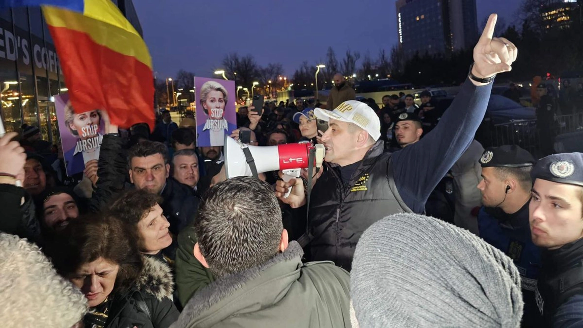 George Simion, președintele AUR: ”PPE s-a reunit la București în frunte cu Ursula von der Leyen și Karl Nehammer  - FOTO