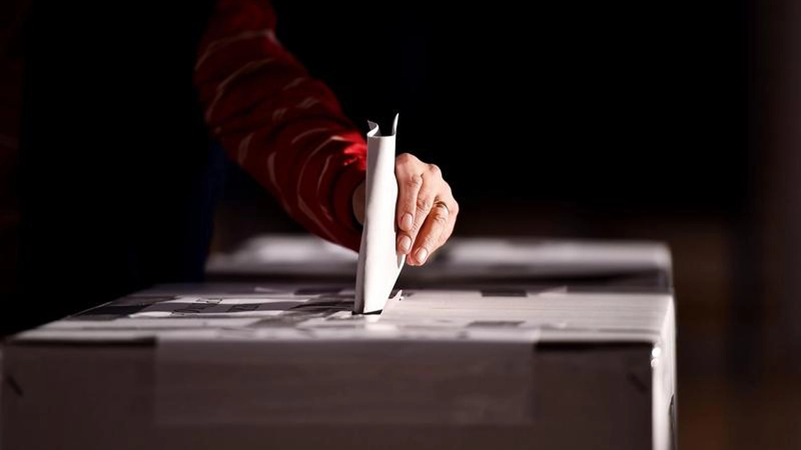 Guvernul a adoptat OUG pentru comasarea alegerilor locale cu alegerile europarlamentare
